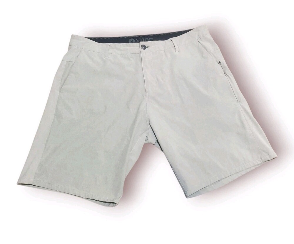 Vuori Mens beige Flat Front Shorts Size - 34 Fit (35) Medium